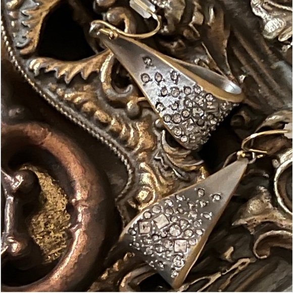 ALEXIS BITTAR • Ribbon Curl Loop Crystal Encrusted Earrings - Picture 7 of 8